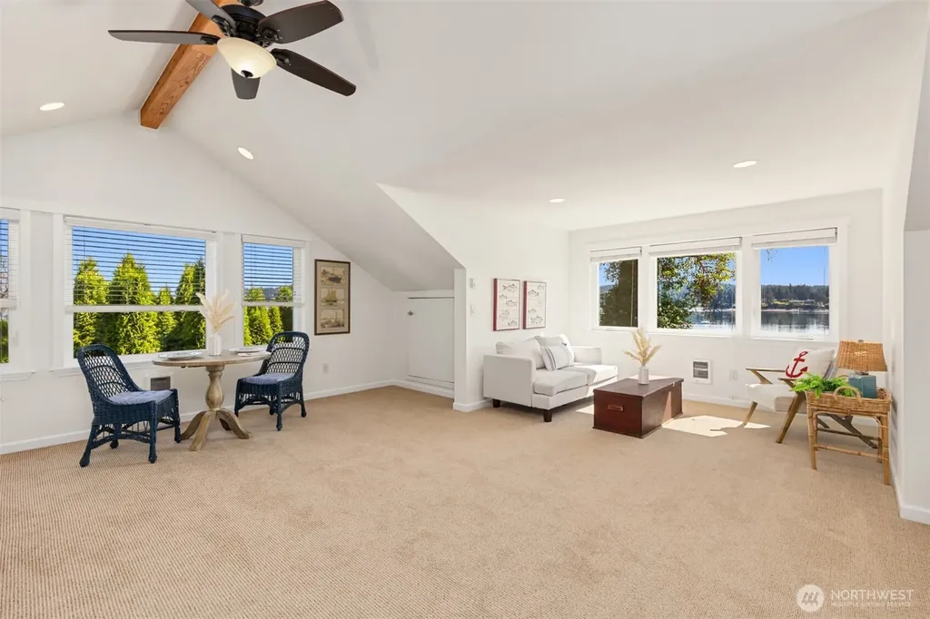 16392 Pearson Road NE Poulsbo WA 98370