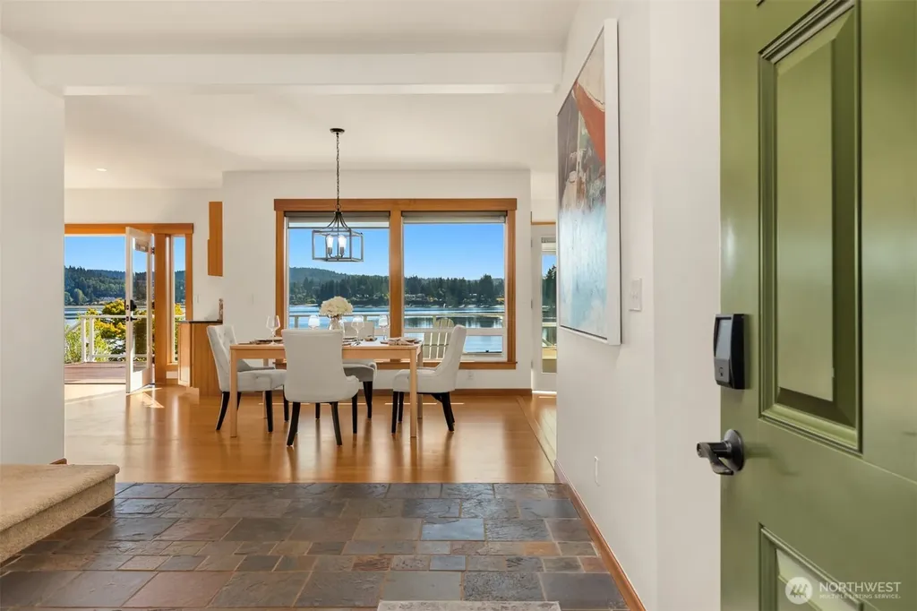 16392 Pearson Road NE Poulsbo WA 98370