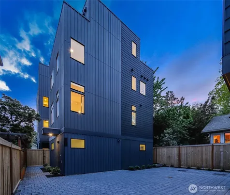 4527 Corliss Avenue N Seattle WA 98103
