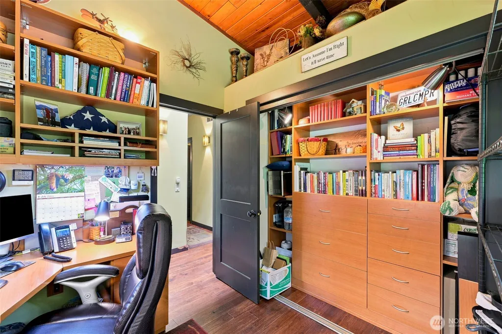 15017 118th Avenue NW Gig Harbor WA 98329
