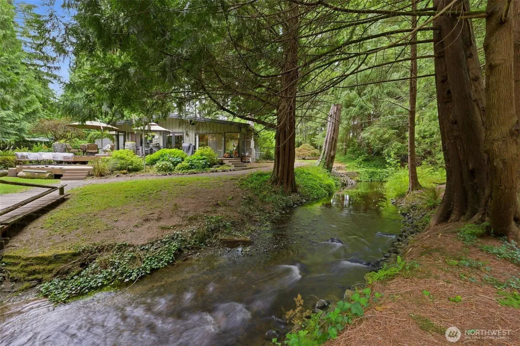 15017 118th Avenue NW Gig Harbor WA 98329