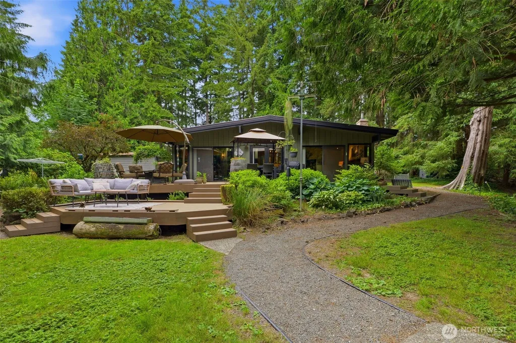 15017 118th Avenue NW Gig Harbor WA 98329