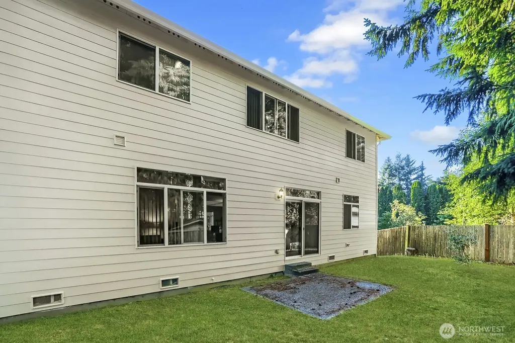 14505 Meridian Place W Lynnwood WA 98087