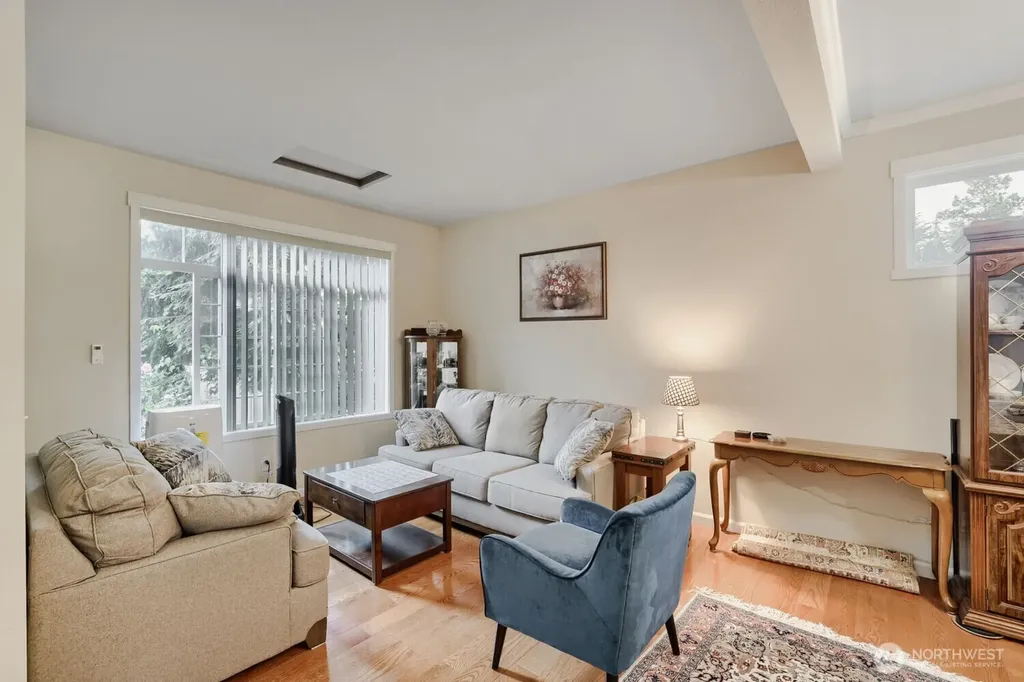 14505 Meridian Place W Lynnwood WA 98087