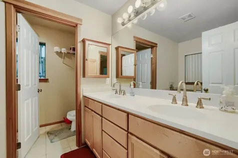 14505 Meridian Place W Lynnwood WA 98087