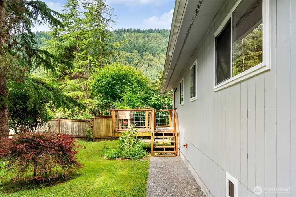 3031 Ridgeview Drive Sedro Woolley WA 98284