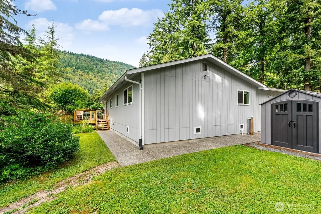 3031 Ridgeview Drive Sedro Woolley WA 98284