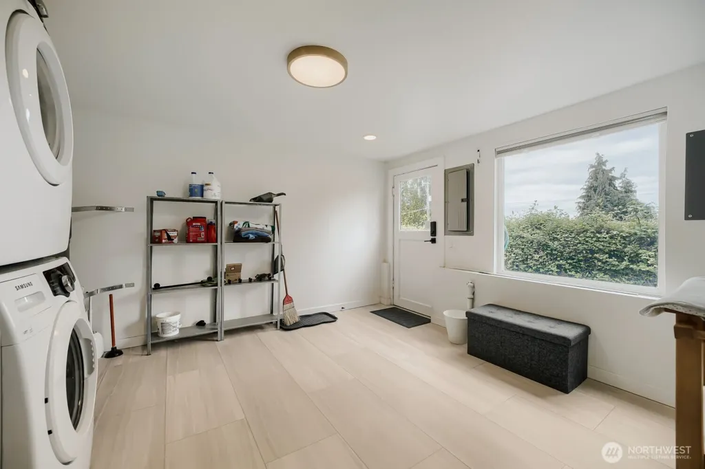 7528 S Lakeridge Drive Seattle WA 98178