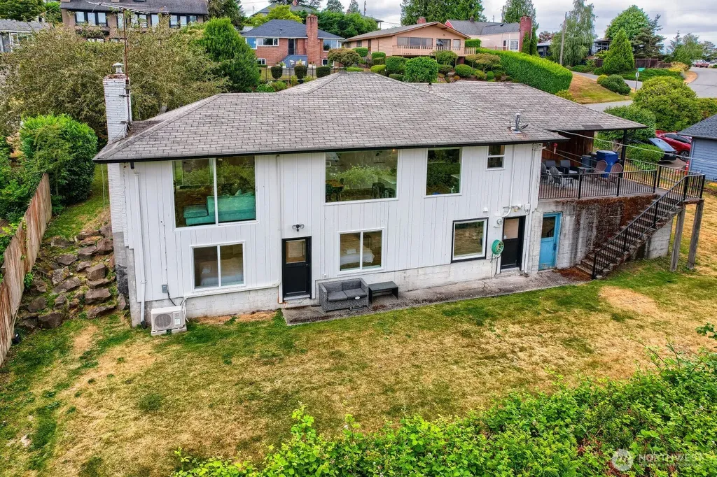 7528 S Lakeridge Drive Seattle WA 98178
