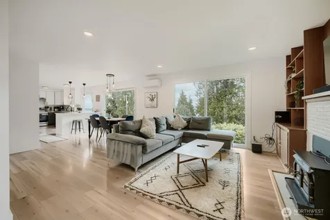 7528 S Lakeridge Drive Seattle WA 98178