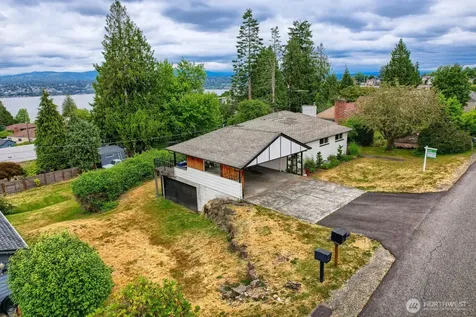 7528 S Lakeridge Drive Seattle WA 98178