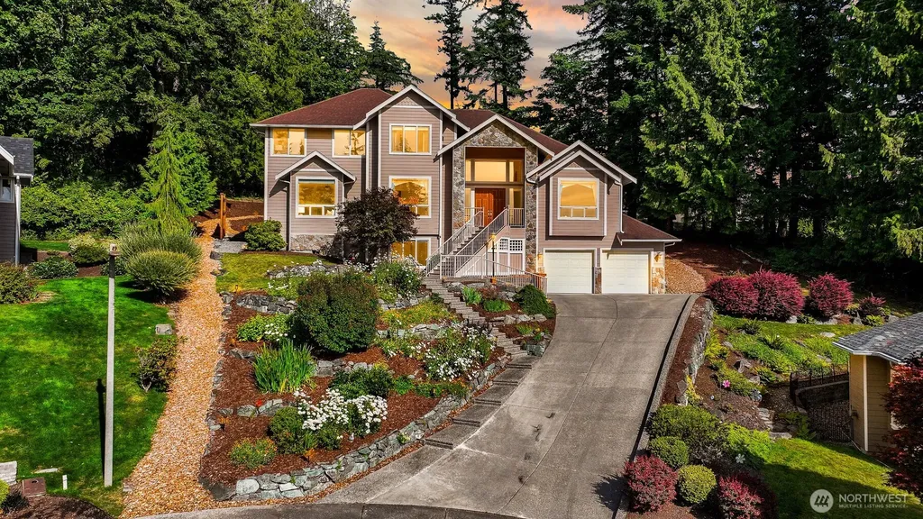 4210 Padden Hills Court Bellingham WA 98229