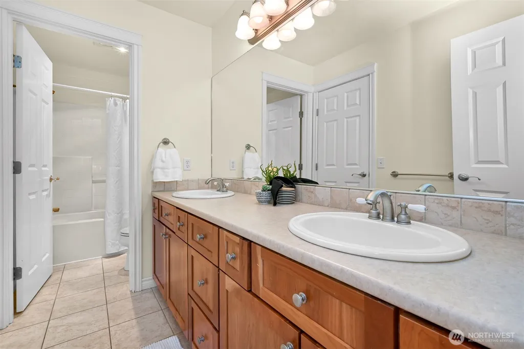 4210 Padden Hills Court Bellingham WA 98229