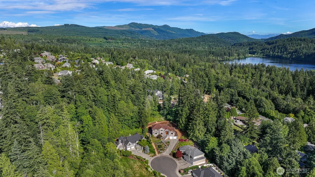 4210 Padden Hills Court Bellingham WA 98229