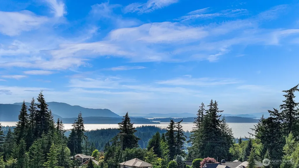 4210 Padden Hills Court Bellingham WA 98229