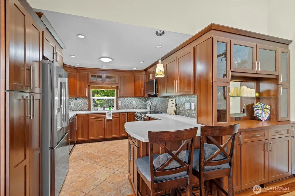 2920 84th Avenue W University Place WA 98466