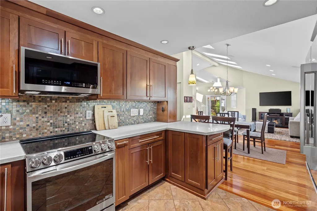 2920 84th Avenue W University Place WA 98466