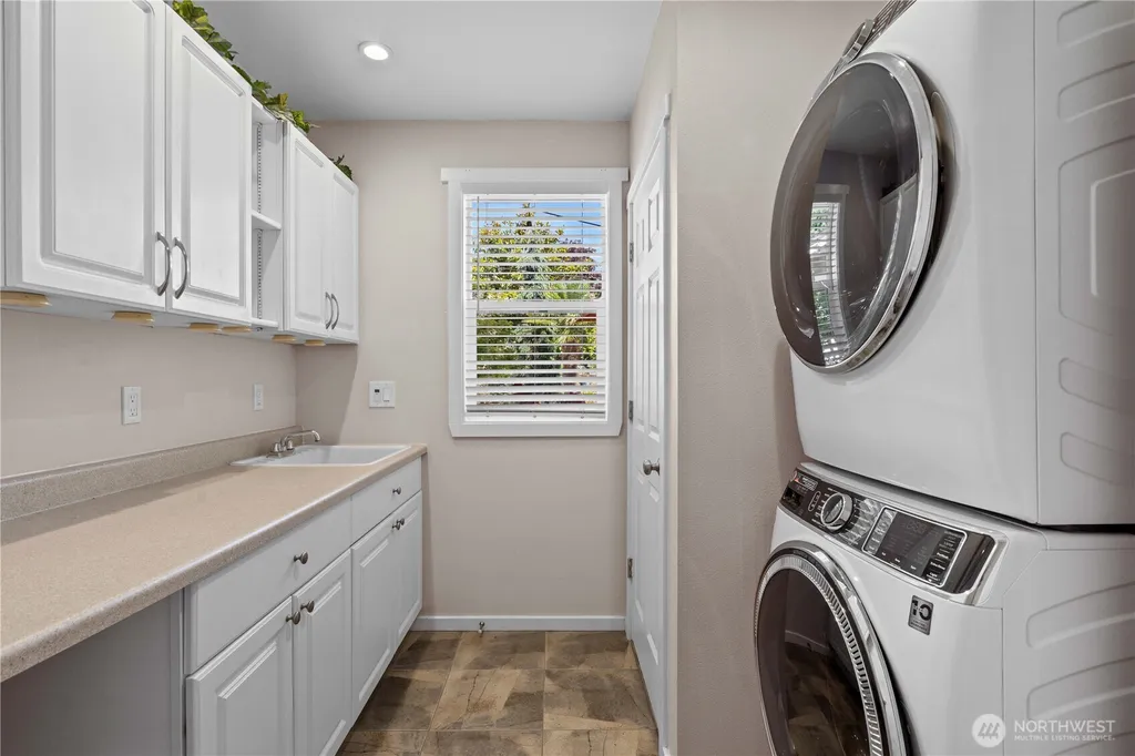 2920 84th Avenue W University Place WA 98466