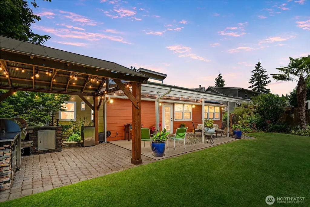 2920 84th Avenue W University Place WA 98466