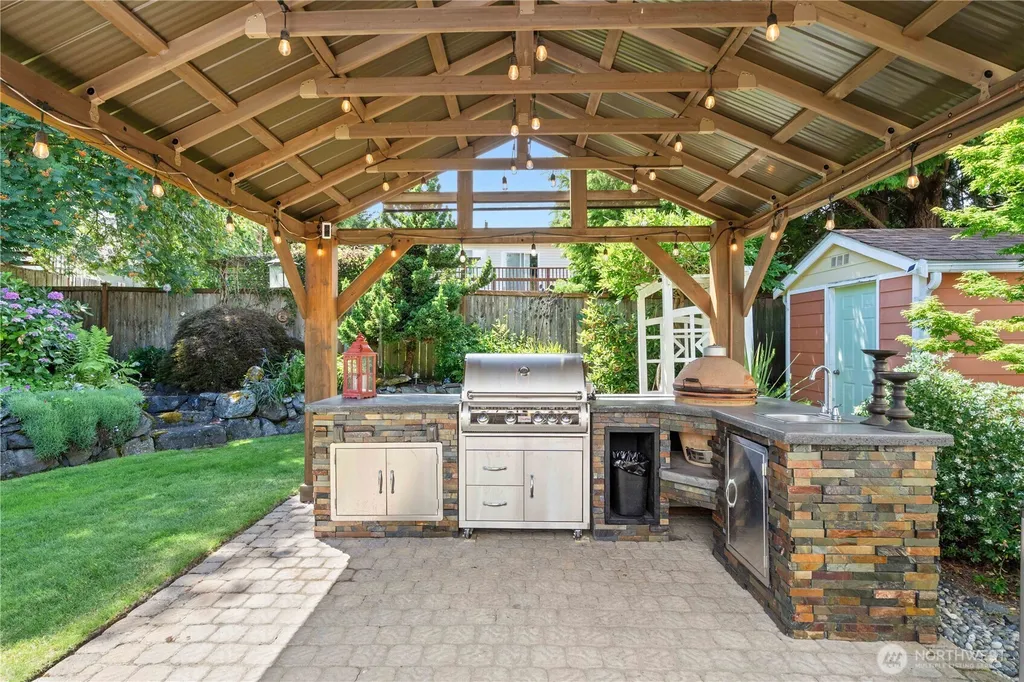 2920 84th Avenue W University Place WA 98466