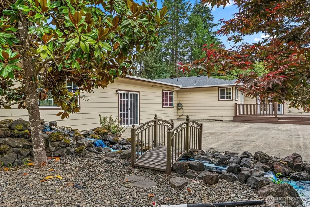 863 Byham Road Winlock WA 98596