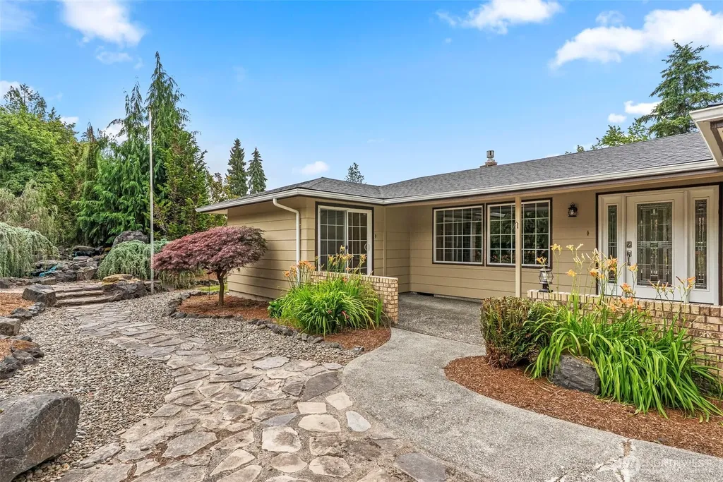 863 Byham Road Winlock WA 98596