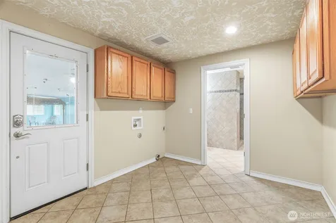 863 Byham Road Winlock WA 98596