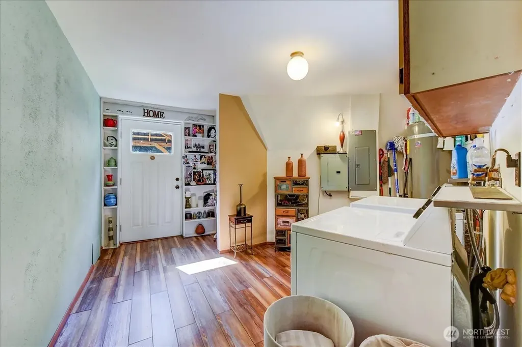 3971 SE Camano Drive Camano Island WA 98282