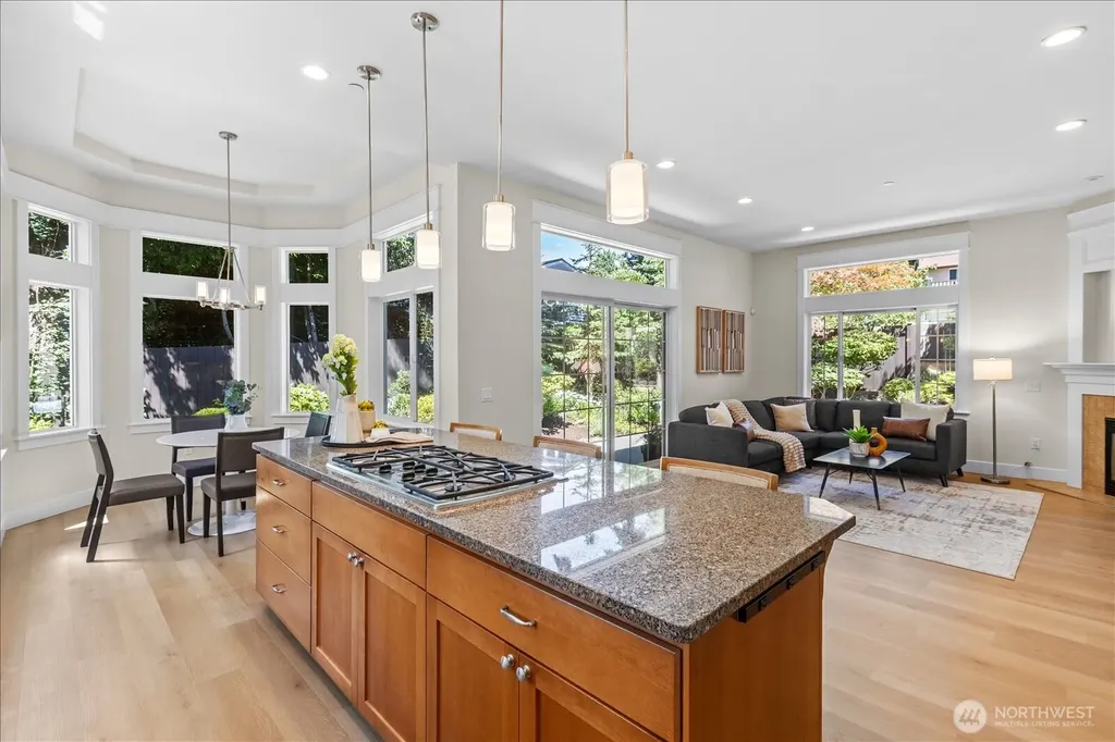 20010 8th Avenue NW Shoreline WA 98177