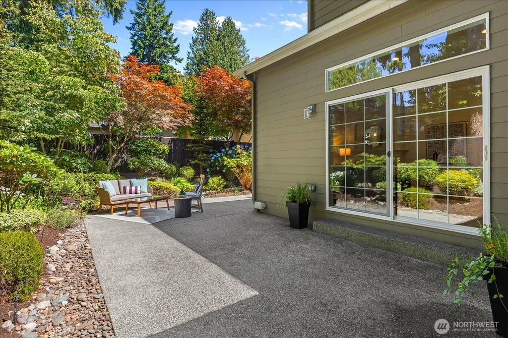 20010 8th Avenue NW Shoreline WA 98177