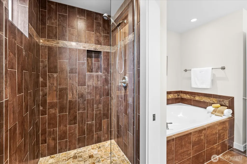 20010 8th Avenue NW Shoreline WA 98177