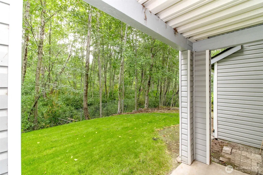 33020 10th Avenue SW Federal Way WA 98023