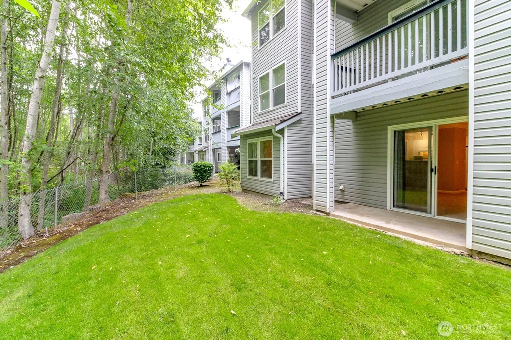 33020 10th Avenue SW Federal Way WA 98023