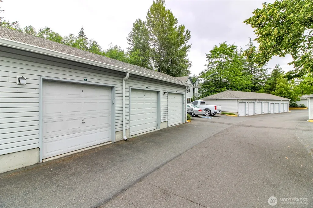 33020 10th Avenue SW Federal Way WA 98023