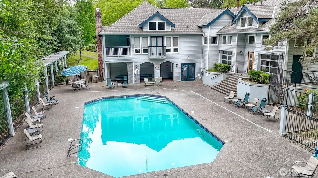 33020 10th Avenue SW Federal Way WA 98023