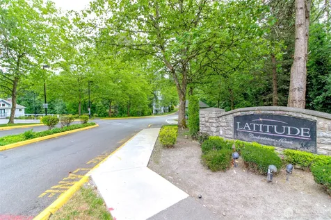 33020 10th Avenue SW Federal Way WA 98023