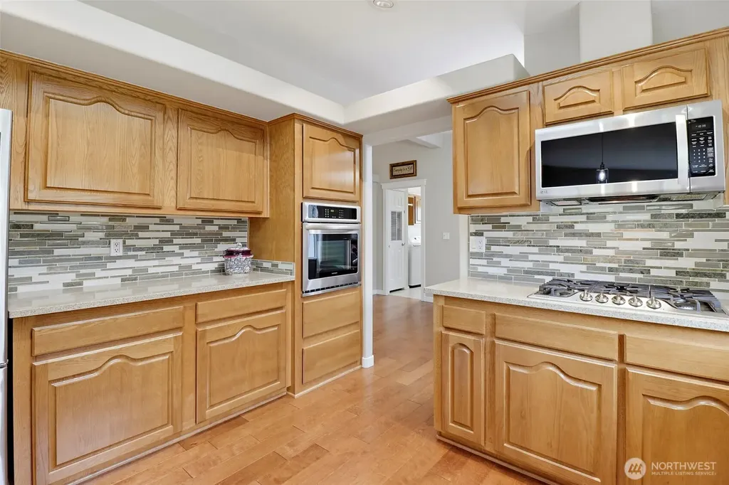 27505 218th Place SE Maple Valley WA 98038