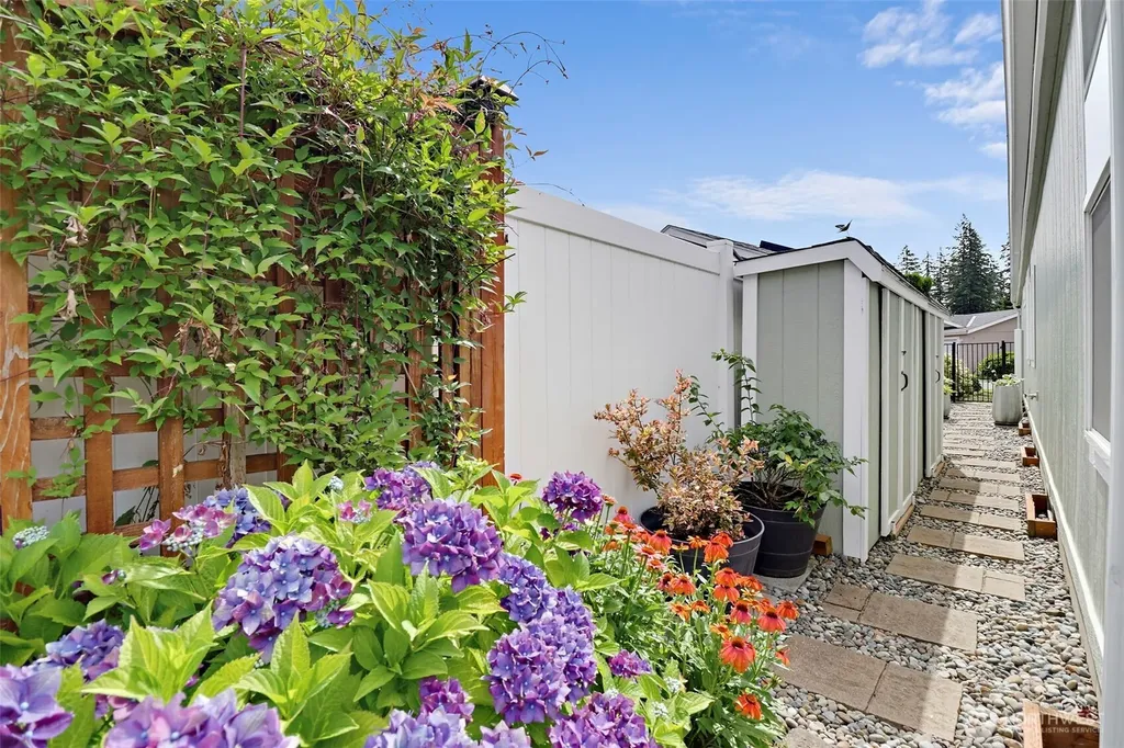 27505 218th Place SE Maple Valley WA 98038