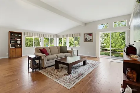 27505 218th Place SE Maple Valley WA 98038