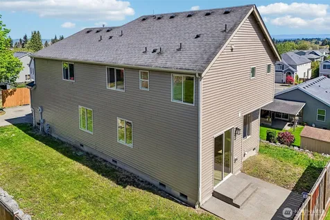 4051 E J Street Tacoma WA 98404
