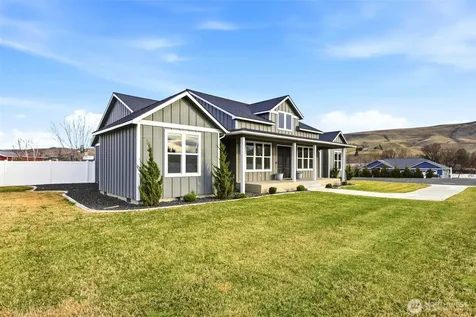 9108 S Moore Road Prosser WA 99350