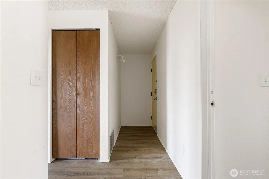270 SE Barrington Drive Oak Harbor WA 98277