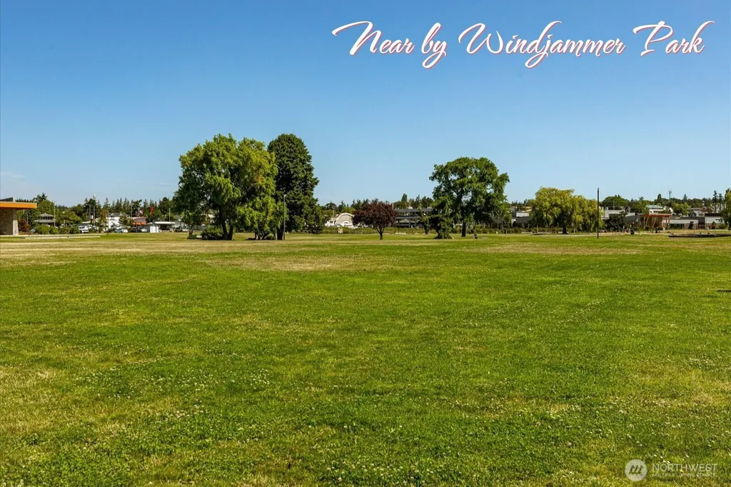 270 SE Barrington Drive Oak Harbor WA 98277