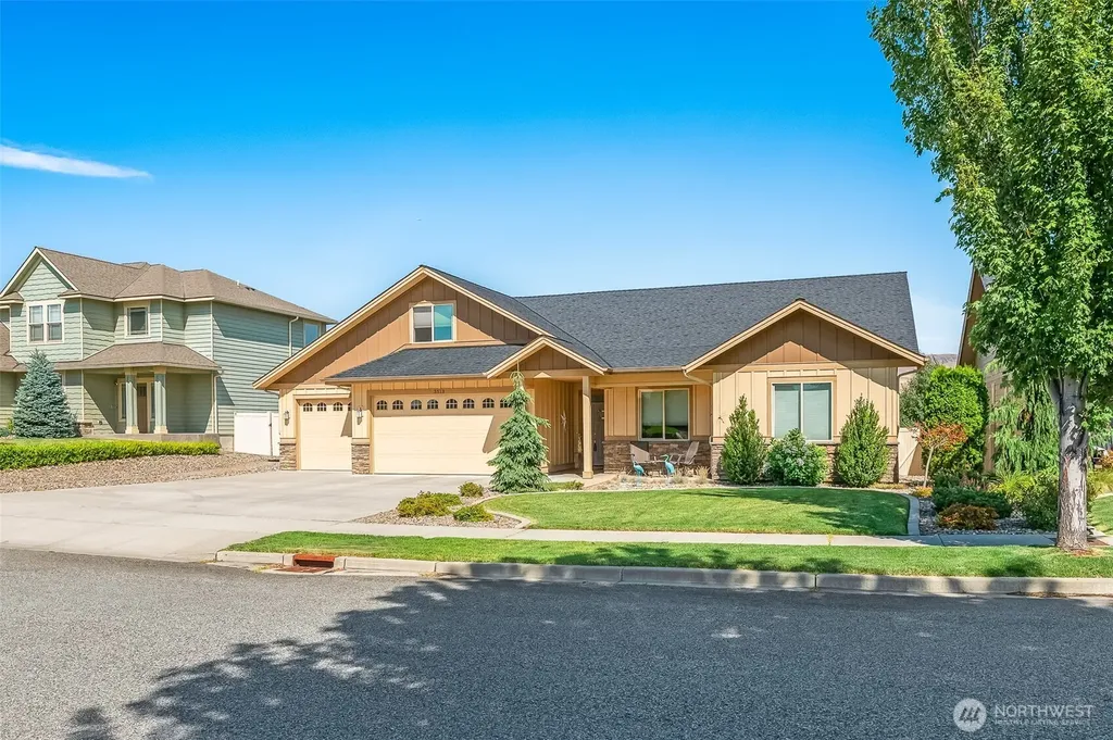 3513 Dianna Way Wenatchee WA 98801