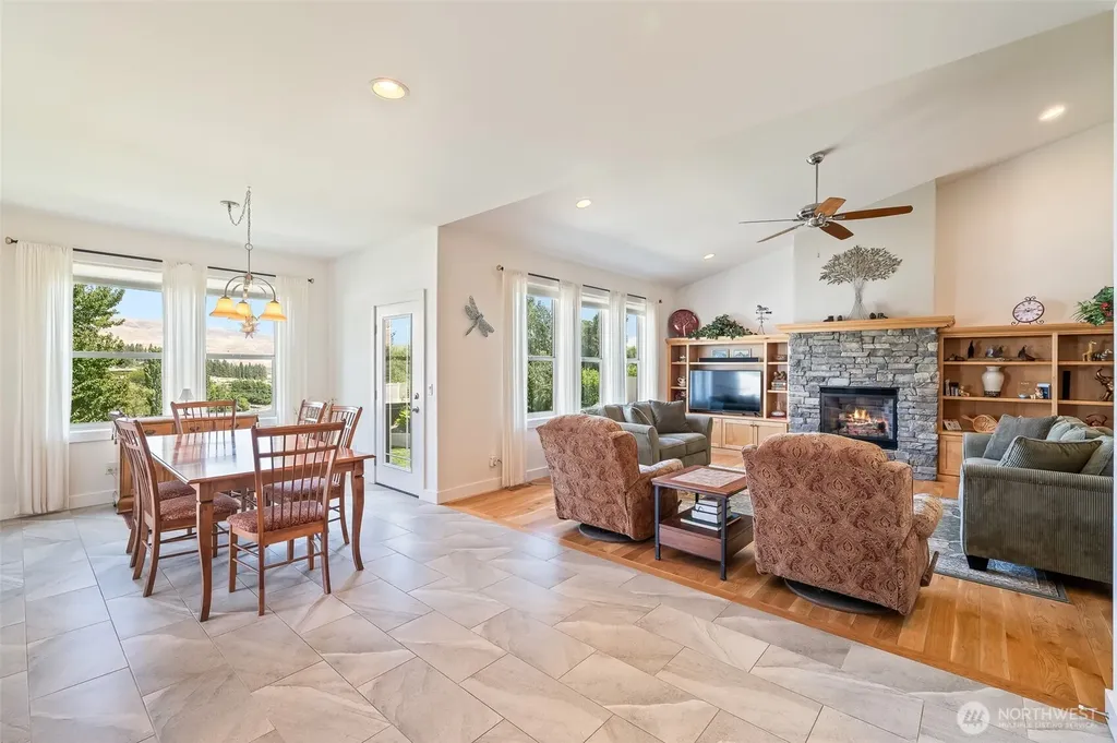 3513 Dianna Way Wenatchee WA 98801