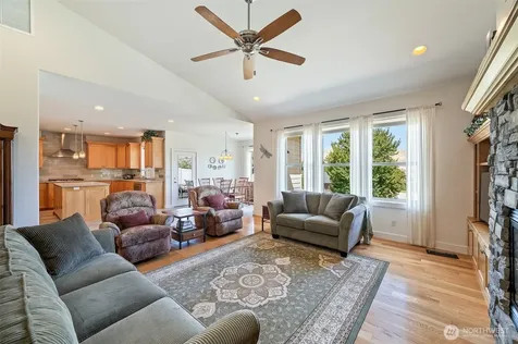 3513 Dianna Way Wenatchee WA 98801