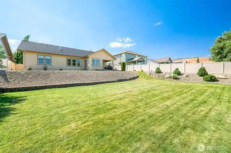3513 Dianna Way Wenatchee WA 98801