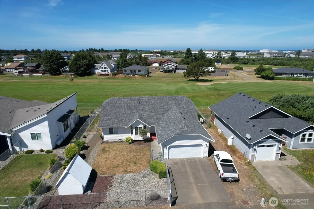 567 Puffin Avenue NE Ocean Shores WA 98569
