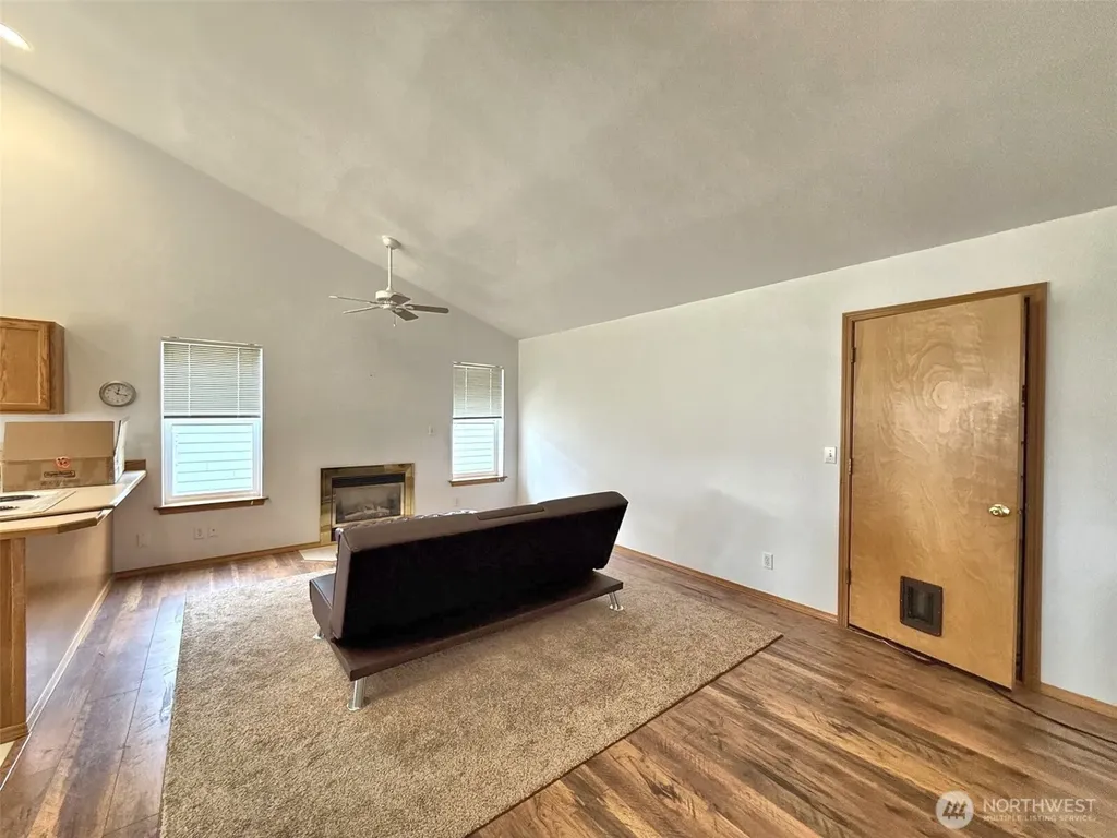 567 Puffin Avenue NE Ocean Shores WA 98569