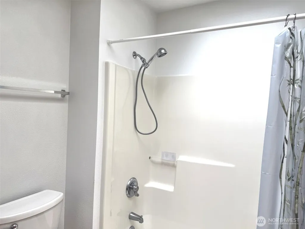567 Puffin Avenue NE Ocean Shores WA 98569